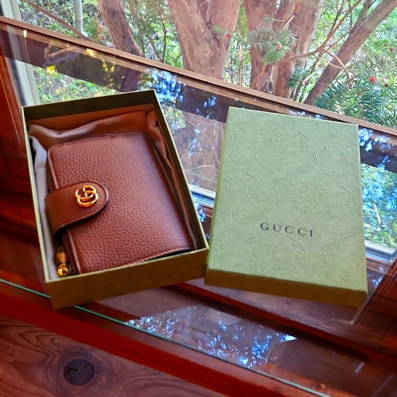 Gucci Leather Bamboo GG Marmont Compact Wallet (SHF-rHKdCk) - Picture 1 of 3